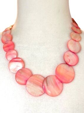 Pink Shell Graduated Disc Statement Necklace 18 in Beach Coastal Bohemian Style